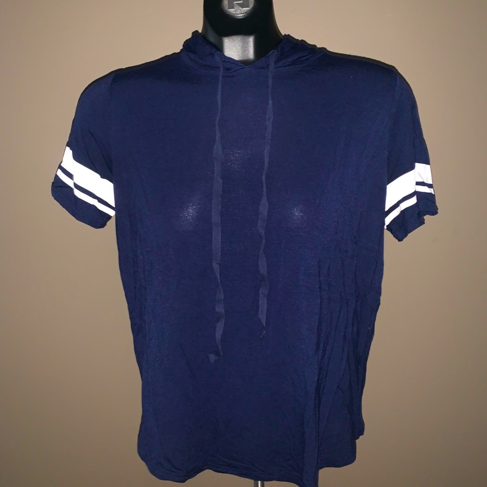 Short Sleeve Hoodie Women's Small